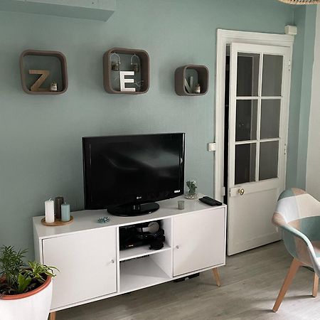 Au Bas De Montmartre ! Apartment Paris Luaran gambar